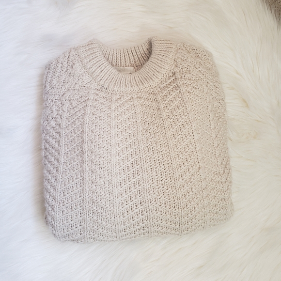 H&M cable Knit Sweater - Picture 5 of 7